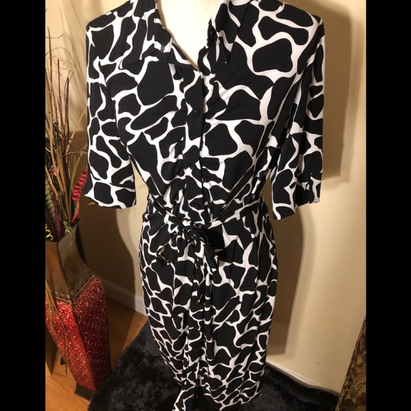 Ladies wrap dress - Picture 1 of 4